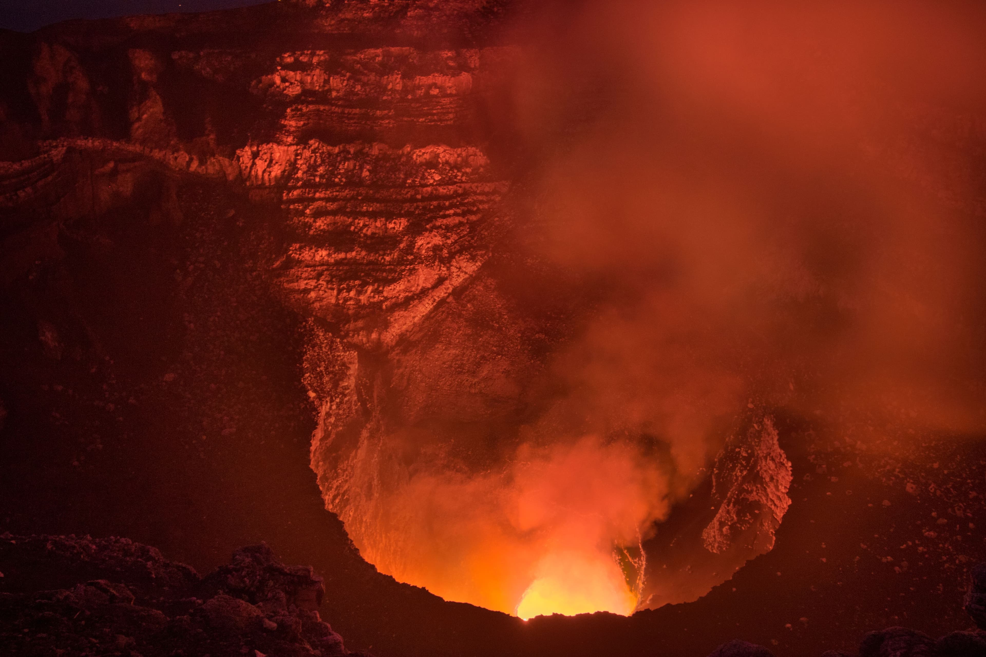 Tour Volcán Masaya de Noche desde Granada